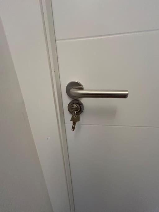 Apartamento Recien Reformado Con 5 Habitaciones Y 3 Banos Madrid Exterior foto